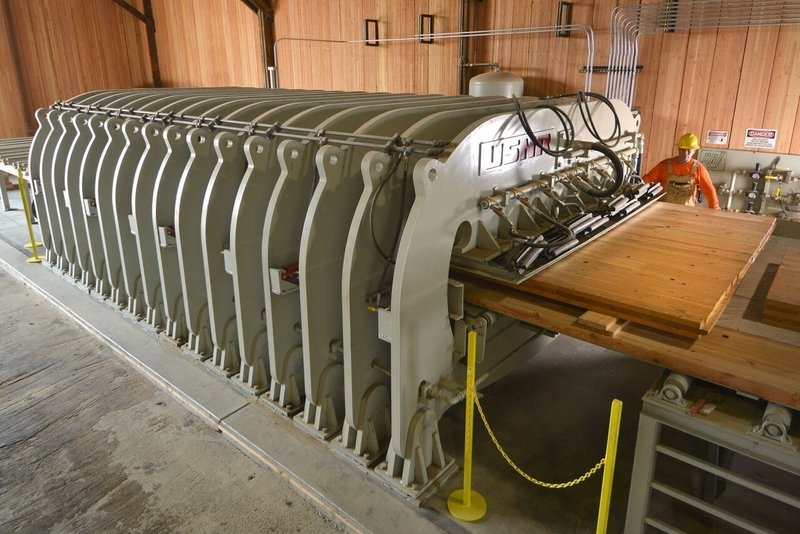 LEVER » Innovation » What is Cross-Laminated Timber?